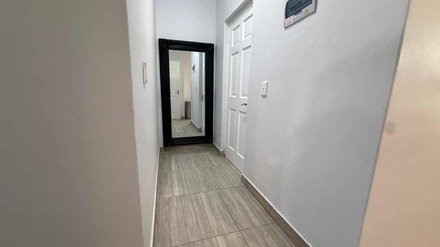 To Let 2 Bedroom Property for Rent in Parklands North Western Cape